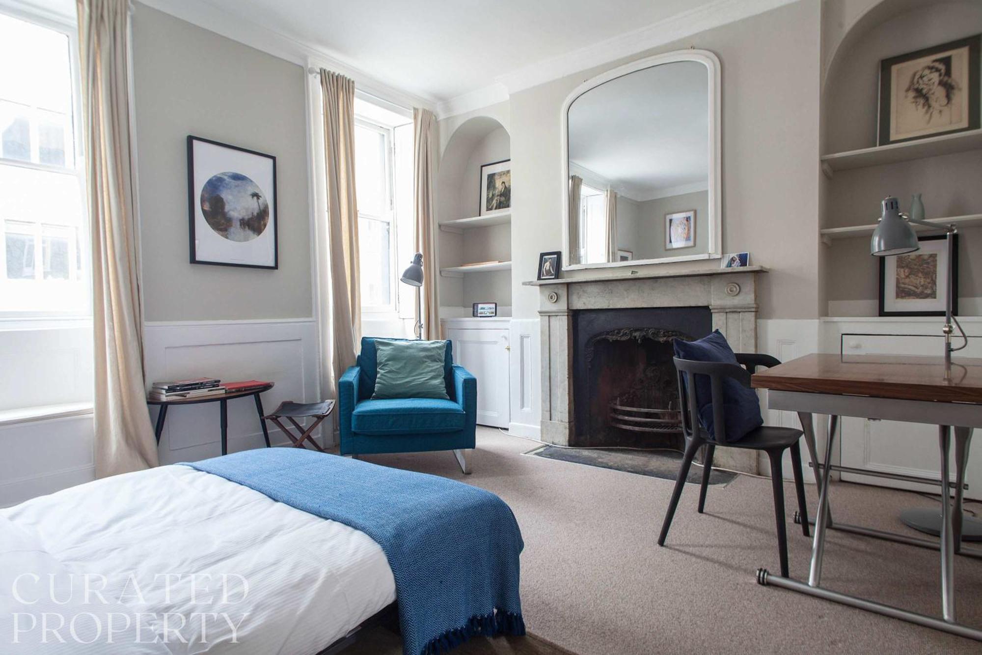 Traditional In Fitzrovia Near Oxford Street Apartment